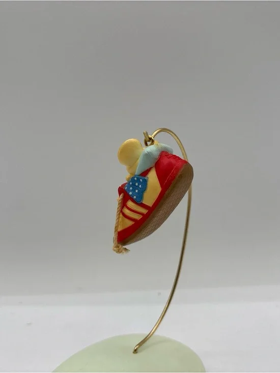 Hallmark Keepsake Ornament 1983 Vintage Sneaker Mouse - Picture 4 of 12